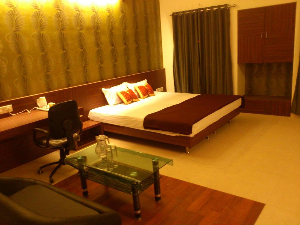 Hotel Darshan Executive Aurangabad  Exterior foto